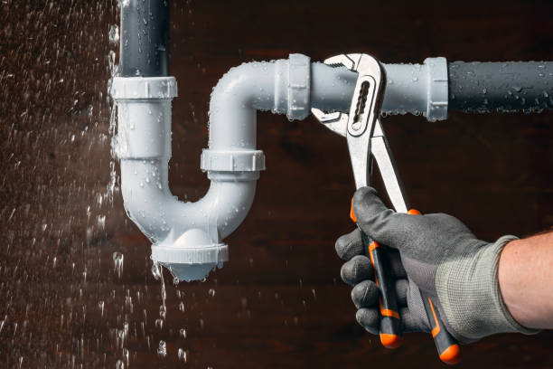 Professional Emergency Plumber technician working in Stanley, VA
